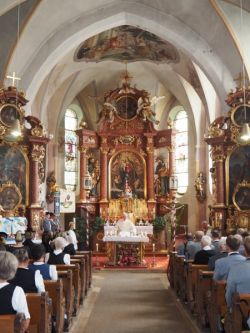 Gottesdienst in der Kirche Maria Himmelfahrt, Brannenburg